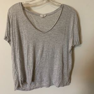 Grey tee